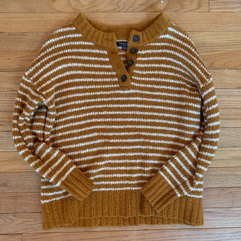 American Eagle stripes sweater